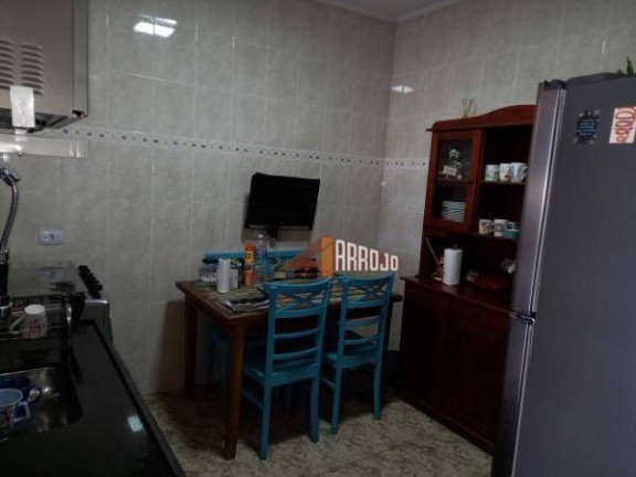 Imagem Casa com 2 Quartos à Venda, 178 m² em Vila Pierina - São Paulo