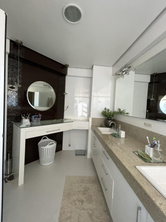 Imagem Apartamento com 3 Quartos à Venda, 200 m² em Nossa Senhora De Lourdes - Santa Maria Imagem Apartamento com 3 Quartos à Venda, 200 m² em Nossa Senhora De Lourdes - Santa Maria
