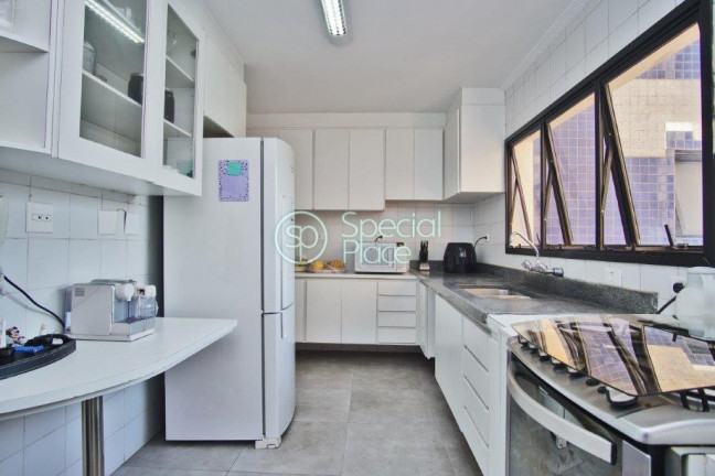 Imagem Apartamento com 3 Quartos à Venda, 250 m² em Morumbi - São Paulo