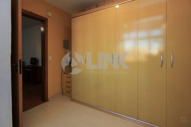 Imagem Imóvel com 2 Quartos à Venda, 92 m² em Azenha - Porto Alegre Imagem Imóvel com 2 Quartos à Venda, 92 m² em Azenha - Porto Alegre