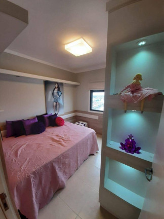 Imagem Apartamento com 3 Quartos à Venda, 109 m² em Centro