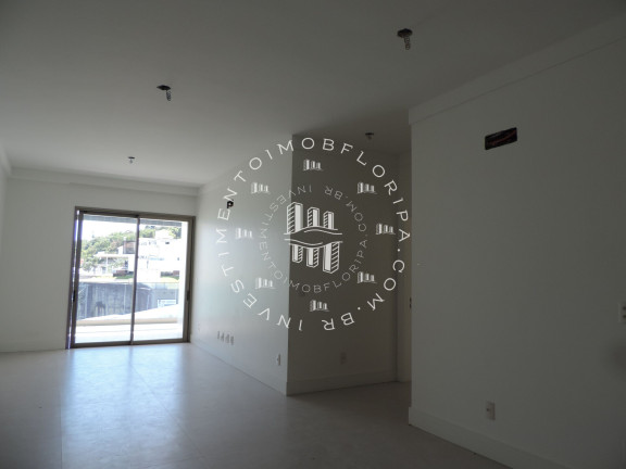 Imagem Cobertura com 3 Quartos à Venda, 213 m² em Jurerê - Florianópolis