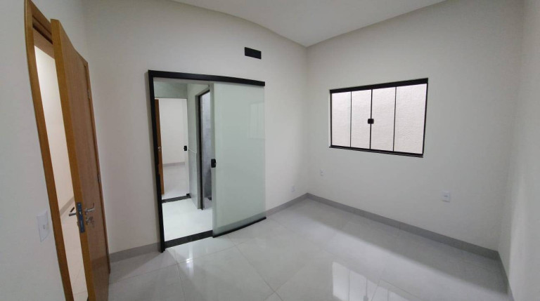 Imagem Casa com 3 Quartos à Venda, 134 m² em Jardim Presidente - Goiânia Imagem Casa com 3 Quartos à Venda, 134 m² em Jardim Presidente - Goiânia