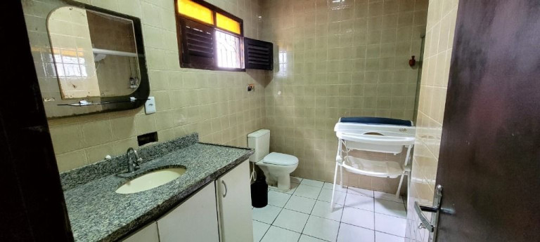 Imagem Casa com 3 Quartos à Venda, 423 m² em Expedicionários - João Pessoa