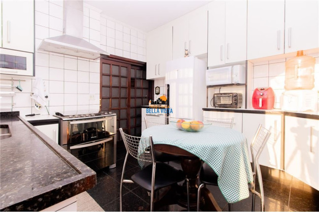 Imagem Casa com 5 Quartos à Venda, em Vila Sônia - São Paulo Imagem Casa com 5 Quartos à Venda, em Vila Sônia - São Paulo