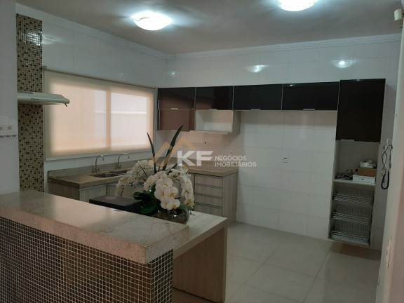 Sobrado com 4 Quartos à Venda, 277 m² em Residencial Flórida - Ribeirão Preto