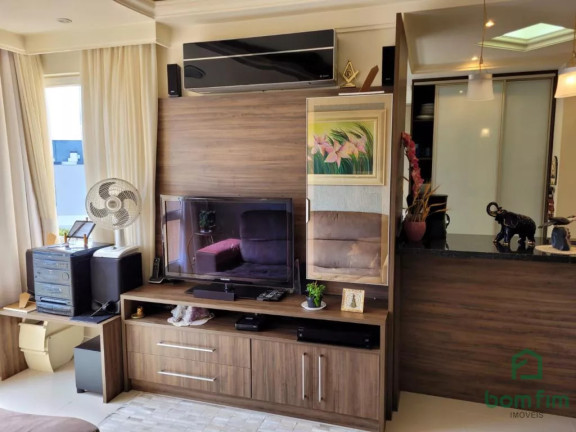 Imagem Apartamento com 3 Quartos à Venda, 76 m² em Cristal - Porto Alegre Imagem Apartamento com 3 Quartos à Venda, 76 m² em Cristal - Porto Alegre