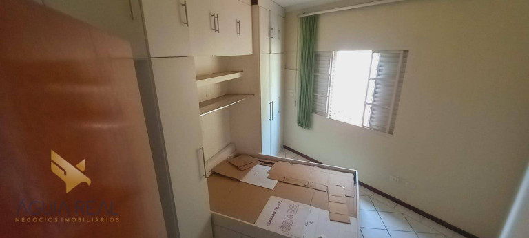 Imagem Sobrado com 3 Quartos à Venda, 215 m² em Jardim Paulista - Campo Grande