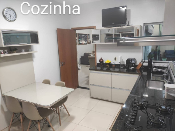Imagem Casa de Condomínio com 3 Quartos à Venda, 330 m² em Quinta Ranieri - Bauru