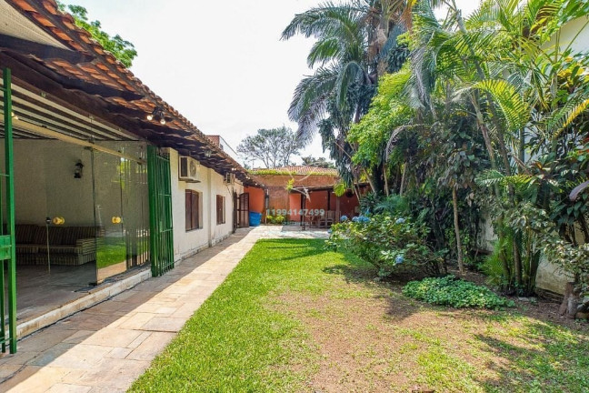 Imagem Casa com 3 Quartos à Venda, 400 m² em Alto De Pinheiros - São Paulo Imagem Casa com 3 Quartos à Venda, 400 m² em Alto De Pinheiros - São Paulo