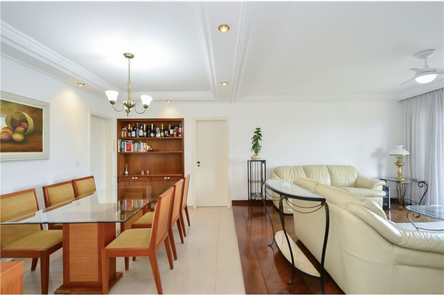 Imagem Imóvel com 4 Quartos à Venda, em Morumbi - São Paulo Imagem Imóvel com 4 Quartos à Venda, em Morumbi - São Paulo