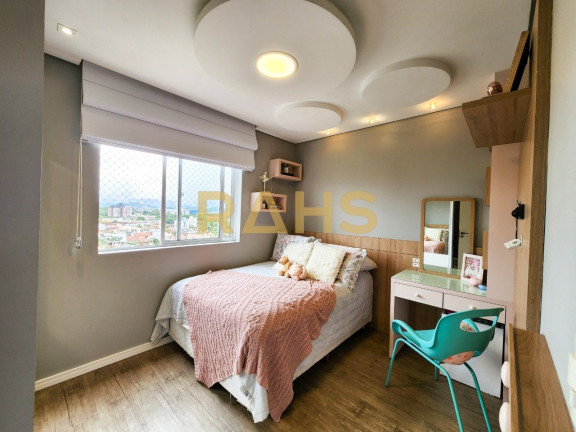 Imagem Apartamento com 3 Quartos à Venda, 72 m² em Costa E Silva - Joinville