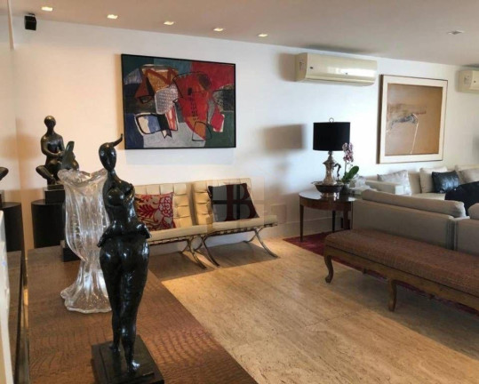 Imagem Cobertura com 3 Quartos à Venda, 510 m² em Icaraí - Niterói