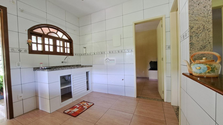 Imagem Casa com 4 Quartos à Venda, 715 m² em Posse - Teresópolis
