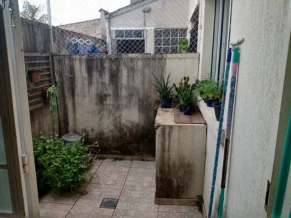 Imagem Sobrado com 4 Quartos à Venda, 84 m² em Humaitá - Porto Alegre Imagem Sobrado com 4 Quartos à Venda, 84 m² em Humaitá - Porto Alegre