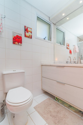 Imagem Imóvel com 3 Quartos à Venda,  em Petrópolis - Porto Alegre