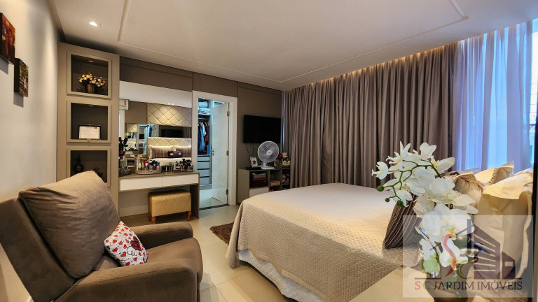 Imagem Casa com 5 Quartos à Venda, 234 m² em Flores - Manaus Imagem Casa com 5 Quartos à Venda, 234 m² em Flores - Manaus