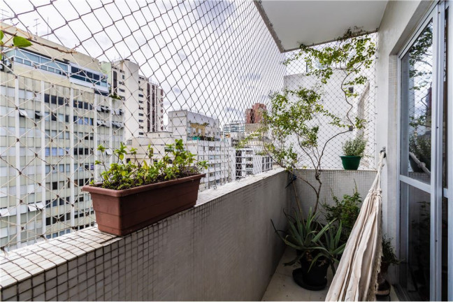 Imagem Apartamento com 3 Quartos à Venda, 122 m² em Itaim Bibi - São Paulo