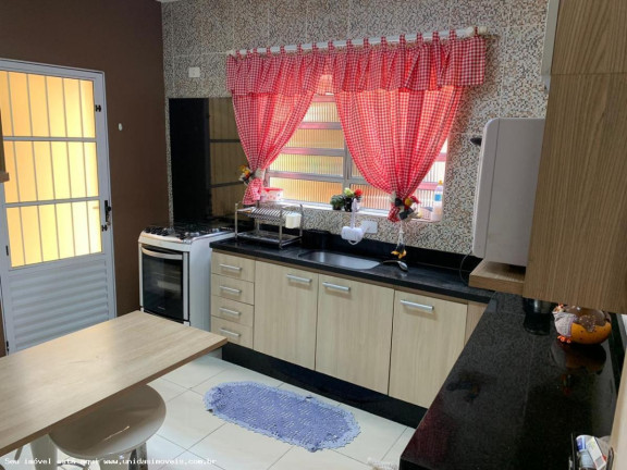 Imagem Casa com 3 Quartos à Venda, 200 m² em Interlagos - São Paulo