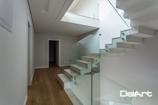 Imagem Casa com 3 Quartos à Venda, 226 m² em Uberaba - Curitiba