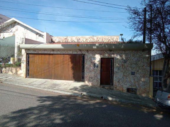 Imagem Casa com 3 Quartos à Venda, 300 m² em Vila São João - Sorocaba