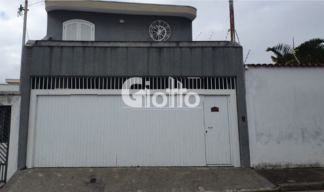 Sobrado com 3 Quartos à Venda, 132 m² em Centro - Mogi Das Cruzes