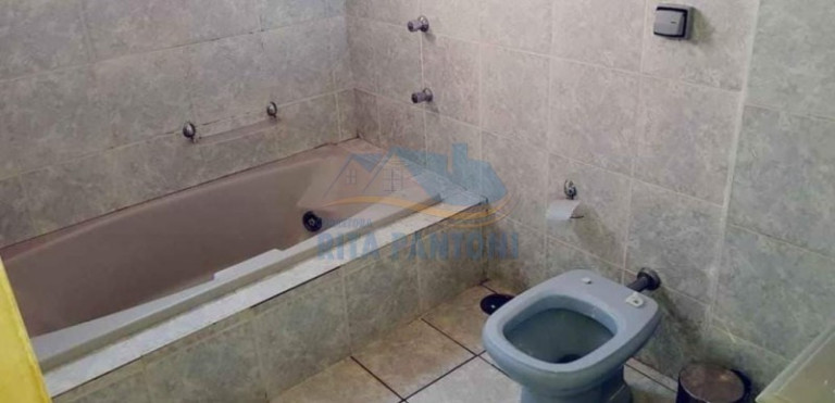 Imagem Casa com 4 Quartos à Venda, 194 m² em Vila Tibério - Ribeirão Preto Imagem Casa com 4 Quartos à Venda, 194 m² em Vila Tibério - Ribeirão Preto