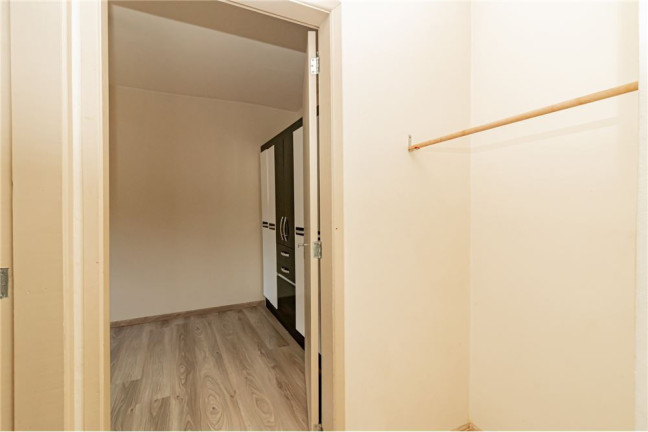 Imagem Imóvel com 1 Quarto à Venda,  em Teresópolis - Porto Alegre