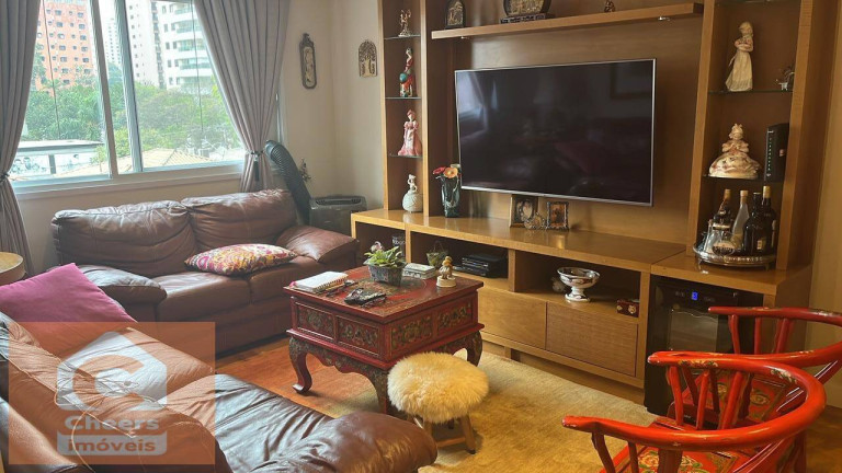 Apartamento com 3 Quartos à Venda, 108 m² em Moema - São Paulo