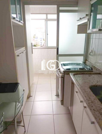 Imagem Apartamento com 2 Quartos à Venda, 61 m² em Comerciário - Criciúma