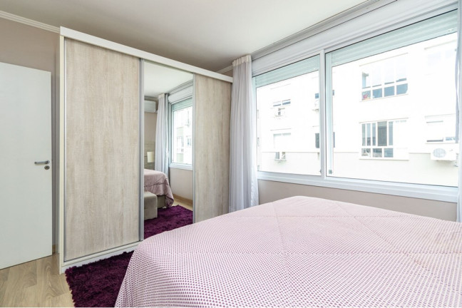 Imagem Apartamento com 2 Quartos à Venda, 85 m² em Menino Deus - Porto Alegre