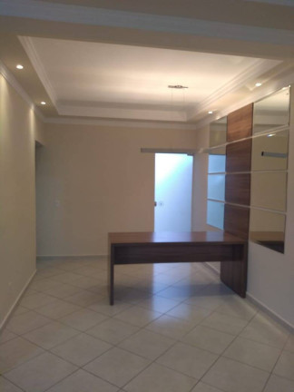 Casa com 3 Quartos à Venda, 77 m² em Wanel Ville - Sorocaba