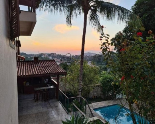 Imagem Casa com 4 Quartos à Venda, 403 m² em Badu - Niterói