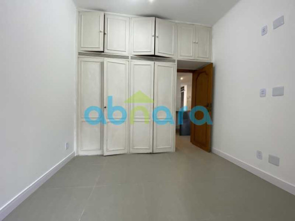 Imagem Apartamento com 2 Quartos à Venda, 65 m² em Copacabana - Rio De Janeiro Imagem Apartamento com 2 Quartos à Venda, 65 m² em Copacabana - Rio De Janeiro