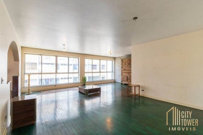 Imagem Apartamento com 3 Quartos à Venda, 227 m² em Itaim Bibi - São Paulo