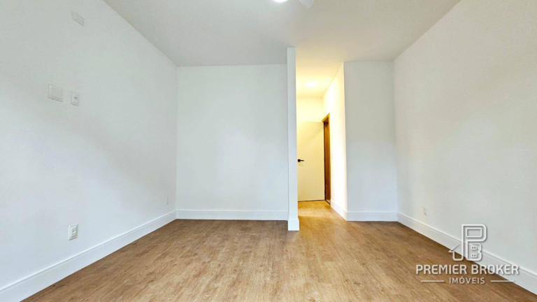 Imagem Casa com 3 Quartos à Venda, 289 m² em Quebra Frascos - Teresópolis