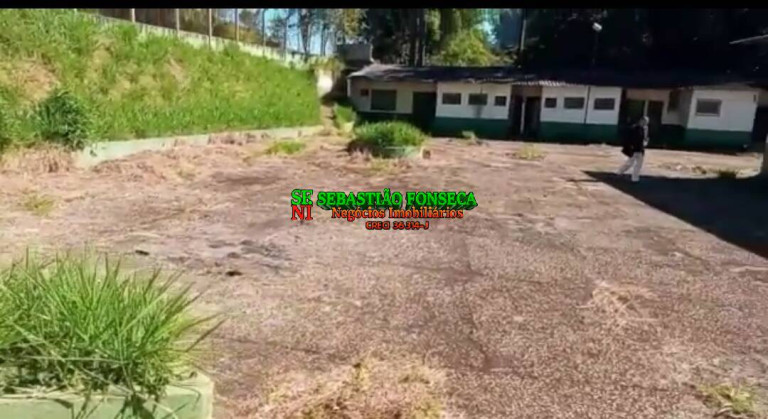 Imóvel Comercial à Venda, 2.500 m² em Centro - Paraibuna