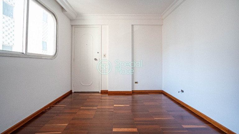 Apartamento com 3 Quartos à Venda, 220 m² em Itaim Bibi - São Paulo