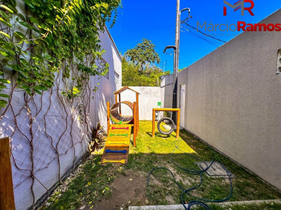 Imagem Casa com 3 Quartos à Venda, 100 m² em Centro - Eusébio Imagem Casa com 3 Quartos à Venda, 100 m² em Centro - Eusébio
