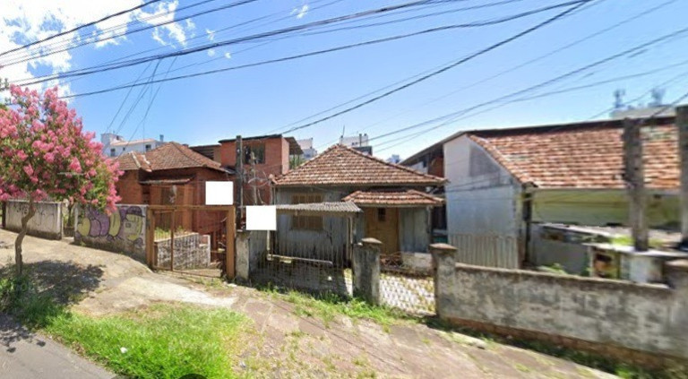 Casa com 2 Quartos à Venda, 825 m² em Passo Da Areia - Porto Alegre