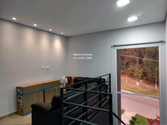 Imagem Imóvel com 2 Quartos à Venda, 300 m² em Vale Dos Lagos - Várzea Paulista Imagem Imóvel com 2 Quartos à Venda, 300 m² em Vale Dos Lagos - Várzea Paulista
