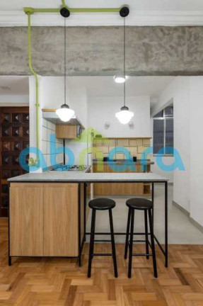 Imagem Apartamento com 2 Quartos à Venda, 70 m² em Copacabana - Rio De Janeiro