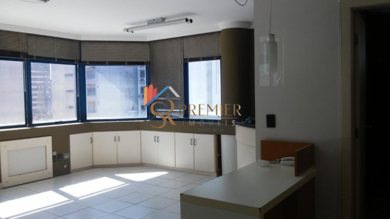 Imagem Sala Comercial à Venda, 44 m² em Centro - Florianópolis Imagem Sala Comercial à Venda, 44 m² em Centro - Florianópolis