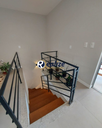Imagem Imóvel com 4 Quartos à Venda, 250 m² em Centro - Guarapari Imagem Imóvel com 4 Quartos à Venda, 250 m² em Centro - Guarapari
