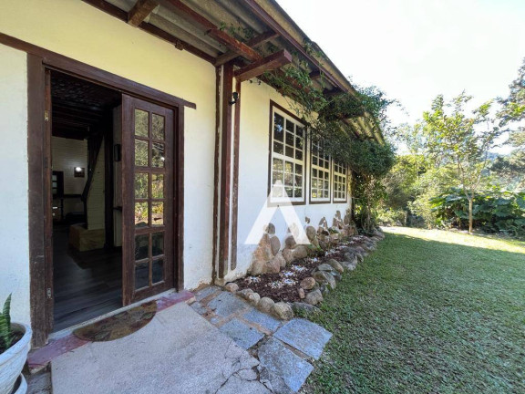 Imagem Casa com 10 Quartos à Venda, 327 m² em Albuquerque - Teresópolis Imagem Casa com 10 Quartos à Venda, 327 m² em Albuquerque - Teresópolis