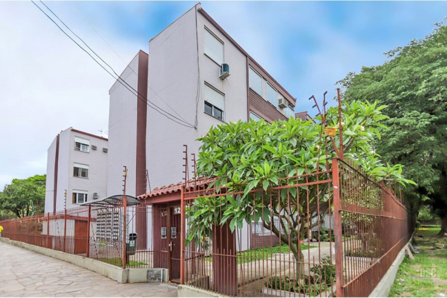 Imagem Imóvel com 2 Quartos à Venda, 46 m² em Cavalhada - Porto Alegre