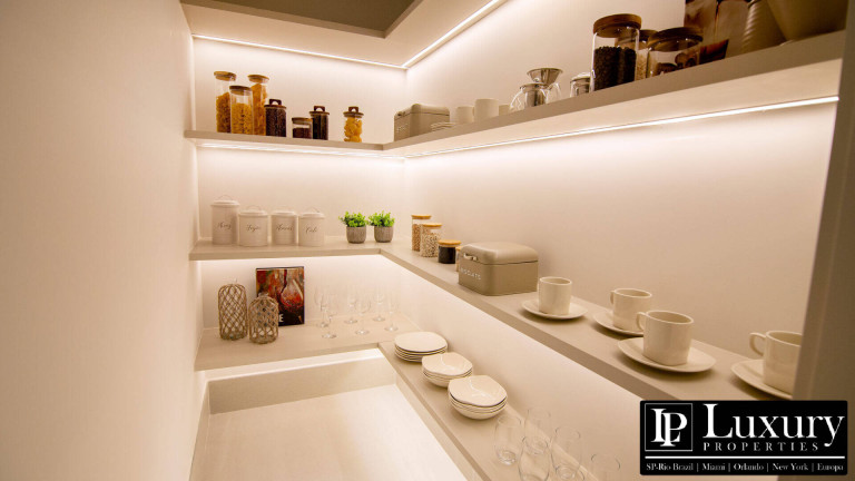 Imagem Apartamento com 3 Quartos à Venda, em Moema - São Paulo Imagem Apartamento com 3 Quartos à Venda, em Moema - São Paulo