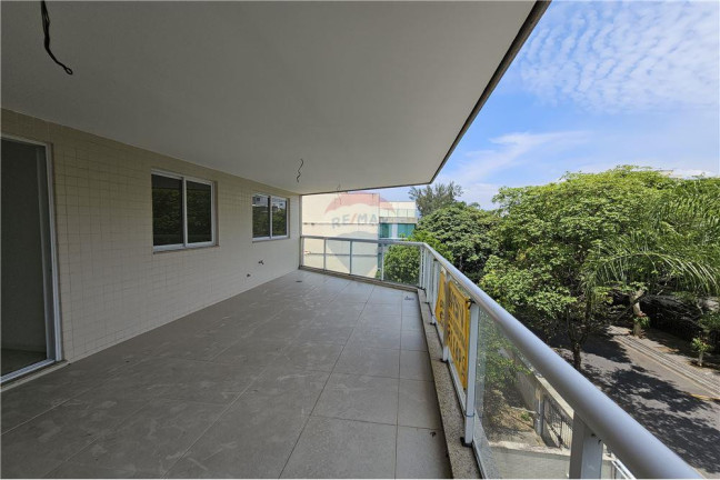 Imagem Apartamento com 3 Quartos à Venda, 112 m² em Recreio Dos Bandeirantes - Rio De Janeiro Imagem Apartamento com 3 Quartos à Venda, 112 m² em Recreio Dos Bandeirantes - Rio De Janeiro