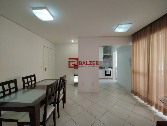 Imagem Apartamento com 2 Quartos à Venda, 105 m² em Centro - Florianópolis Imagem Apartamento com 2 Quartos à Venda, 105 m² em Centro - Florianópolis