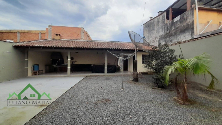 Imagem Sobrado com 5 Quartos à Venda, 280 m² em Costeira - Balneário Barra Do Sul Imagem Sobrado com 5 Quartos à Venda, 280 m² em Costeira - Balneário Barra Do Sul